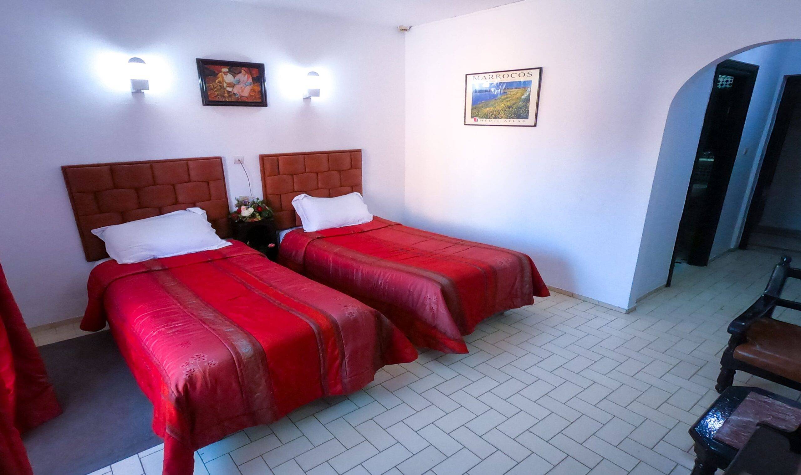 Chambre Double Hôtel Amalay avec balcon privé et vue sur Marrakech